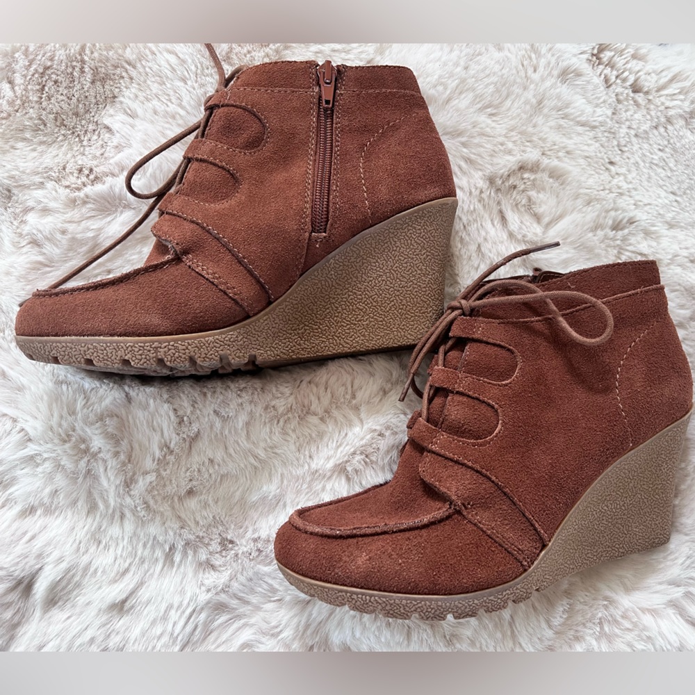 Nine west wedges size 7 1/2